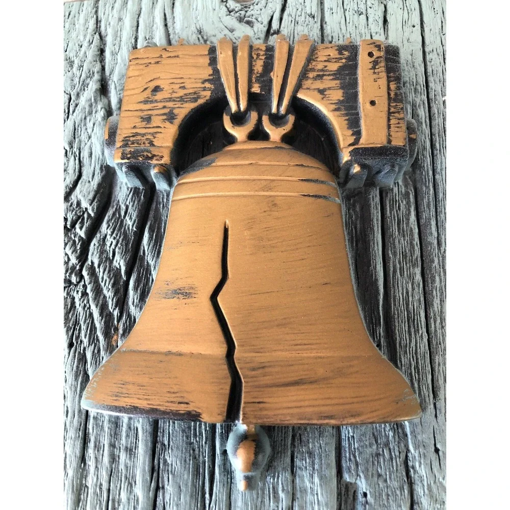 Wall Art Plaques Americana Liberty Bell & Eagle Set 2 Vintage Chalkware Colonial